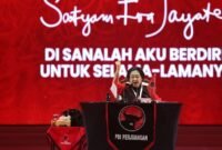 Ketua Umum PDI Perjuangan (PDIP) Megawati Soekarnoputri menyampaikan orasi politiknya saat Rapat Kerja Nasional (Rakernas) dan HUT PDI Perjuangan ke-53 di Beach City International Stadium, Ancol, Jakarta, Sabtu (10/1/2026). Rakernas dan HUT ke-53 PDI Pejuangan yang berlangsung 10-12 Januari  (ANTARA FOTO/Monang Sinaga/fzn/rwa
