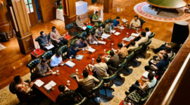 Presiden Prabowo Subianto memanggil sejumlah Menteri Kabinet Merah Putih ke kediaman pribadinya di Hambalang, Bogor, pada Minggu, 14 Desember 2025. Foto: BPMI Setpres/Laily Rachev