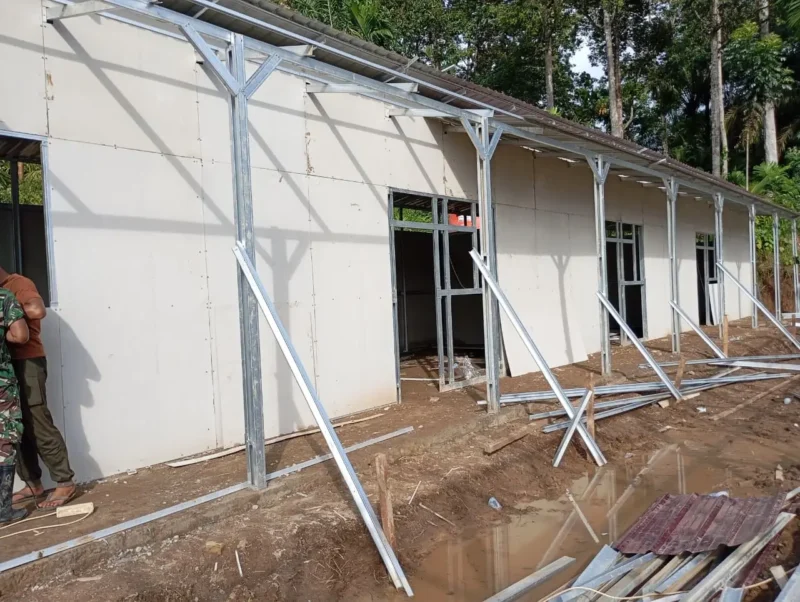 Ramadan di Hunian Layak: Pemkab Agam Kebut Pembangunan 358 Unit Huntara bagi Penyintas Bencana Sumber foto : bnpb.go.id