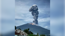 Marapi Erupsi Dini Hari, Aktivitas Vulkanik Masih Tinggi – Radius Aman Tetap 3 Km dari Kawah Verbeek