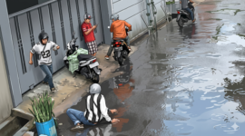 Ilustrasi Pembegalan Kurir JNE di Bandung (Foto AI)