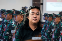 Ilustrasi Fakta Dakwaan Andrie Yunus: Motif Dianggap 'Melecehkan TNI' hingga Aksi 'Efek Jera' (Foto AI)