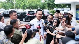 Foto: Agus Harimurti Yudhoyono saat ditanyai wartawan (Dok. Instagram @agusyudhoyono)