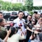 Foto: Agus Harimurti Yudhoyono saat ditanyai wartawan (Dok. Instagram @agusyudhoyono)