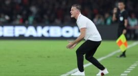 John Herdman pelatih sepak bola profesional Inggris dan Pelatih tim nasional Indonesia. Source: Google/Bola.net