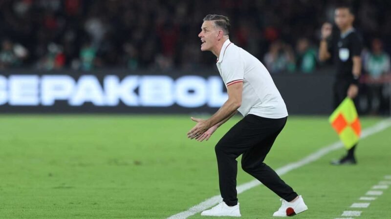John Herdman pelatih sepak bola profesional Inggris dan Pelatih tim nasional Indonesia. Source: Google/Bola.net
