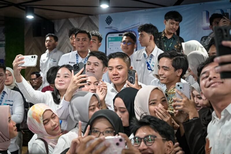 Foto: Seskab, Teddy Indra Wijaya, dalam kunjungannya di launching Program Magang Nasional (PMN) Angkatan II, Kementerian Ketenagakerjaan, Jakarta, Senin 29/6/2026 (Dok. @sekretariatkabinet)