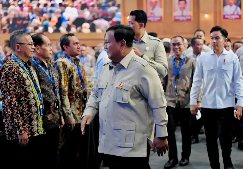 Foto: Prabowo Subianto dan rombongan tiba di Jakarta Convention Center (JCC), Senayan, Jakarta, Jumat (26/6/2026), pada acara Konvensi Sains, Teknologi, dan Industri Indonesia (Dok. wapresri.go.id)