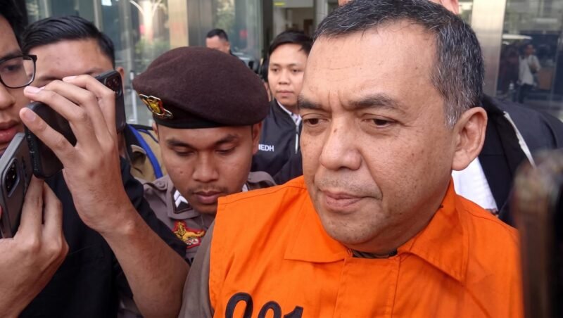 Dok. Silmy Karim saat menggunakan rompi tahanan KPK