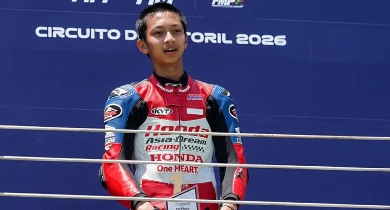 Foto: Kiandra Ramadhipa saat Meraih Podium di Sirkuit Estoril, Portugal, pada ajang Moto3 Junior World Championship.