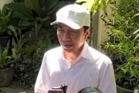 Foto: Jokowi saat ditanyai perihal penangkapan Roy Suryo dan Dokter Tifa di kediamannya, di Kota Surakarta (Solo), Jum'at 19 Juni 2026