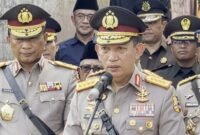 Foto: Kapolri Jenderal Listyo Sigit Prabowo beserta jajaran, saat beri keterangan pers di Blitar, Jawa Timur, Sabtu 20 Juni 2026