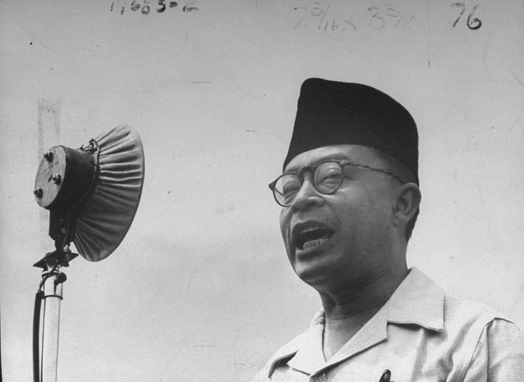 Foto: Mohammad Hatta tengah Berpidato (ANRI)