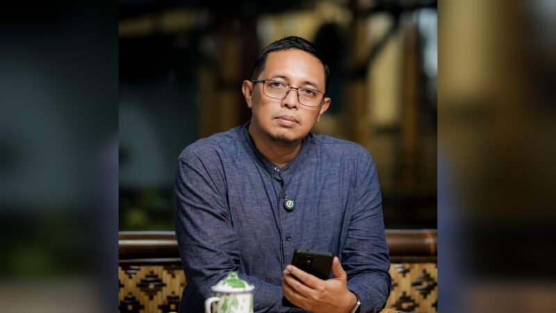 Foto: Hasan Nasbi (Dok. Instagram @hasan_nasbi)