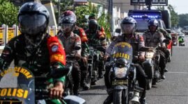 Foto: TNI bersama Polri (Dok. (ANTARA FOTO/RAHMAD)