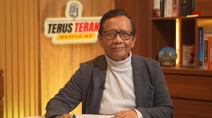Tangkapan layar Mahfud MD dalam channel YouTube Mahfud MD Official, program Terus Terang, diunggah pada Rabu 22 Juli 2026