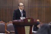 Foto: Direktur Eksekutif Center of Economic and Law Studies (CELIOS), Bhima Yudhistira Adinegara ketika berada di Mahkamah Konstitusi (Dok. mri.id)