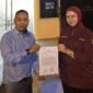 Foto: Penyerahan dokumen dan bukti kepada tim penyidik Polda Sumbar