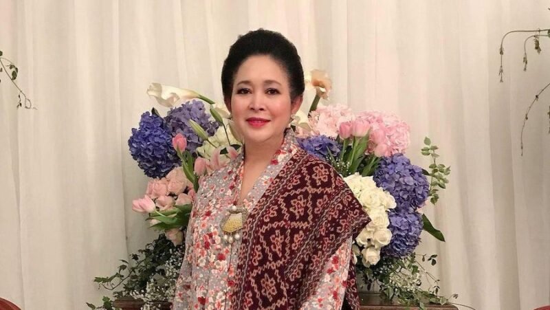 Foto: Siti Hediyati Hariyadi atau yang akrab disapa Titiek Soeharto (Dok. Instagram @titieksoeharto)