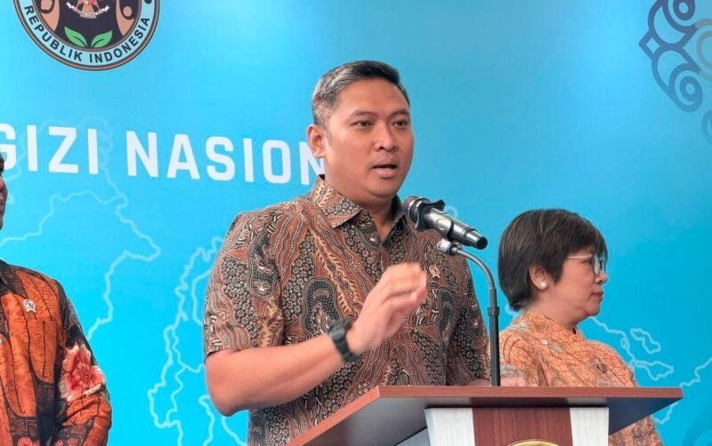 Foto: Sudaryono dalam konferensi pers di Kantor BGN, Kebon Sirih, Jakarta Pusat, Jumat (31/7/2026). (Dok. KOMPAS.com/FIRDA JANATI)