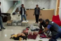 Bareskrim Geledah 2 Lokasi Sindikat Penyelundupan Emas ke Dubai. (Foto: Tribunnews)