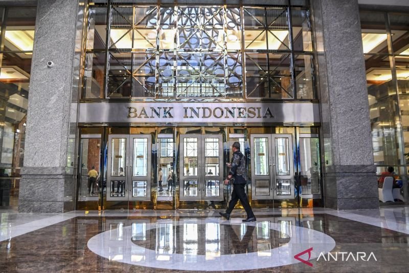 BI-Rate Diprediksi Bertahan 5,75 Persen di RDG Agustus. (Foto: Dok. ANTARA)