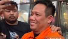 KPK menggeledah tiga ruangan Dirjen Kementerian ATR/BPN terkait kasus suap HGB Summarecon Bogor. (Foto: Dok. ANTARA)