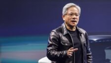 CEO Nvidia Jensen Huang saat berbicara dalam sebuah forum teknologi. (Foto: CNN Indonesia)