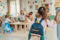 Anak Mendadak Tak Mau Sekolah, Ini Langkah Orang Tua. (Foto: CNN Indonesia)