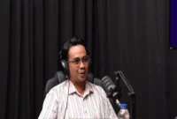 Andrea Yudha Pratama dari Ducktail Barbershop saat berbincang dalam rekaman Podcast Kusieh Bendi. (Foto: Dok. Podcast Kusieh Bendi)