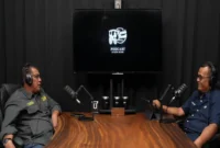 Suasana rekaman Podcast Kusieh Bendi yang membahas marwah gelar adat Minangkabau. (Foto: Dok. Podcast Kusieh Bendi)