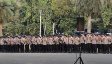 Personel Gabungan di Monas Bersiap Amankan Demo Jakarta. (Foto: iNews.id)