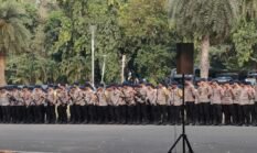 Personel Gabungan di Monas Bersiap Amankan Demo Jakarta