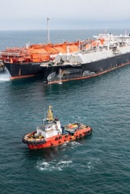 Nusantara Regas Salurkan 33 Kargo LNG hingga Triwulan III