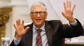 Bill Gates Peringatkan Gejolak AI selama 20 Tahun ke Depan. (Foto: Reuters/Ajeng Dinar Ulfiana)