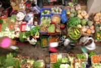 Ilustrasi belanja bulanan di pasar tradisional. (Foto: Wikimedia Commons)