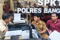 Kades Bangkalan Aniaya Perawat Puskesmas gegara Salep. (Foto: Kompas.com)