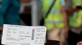 Pakar Sarankan Penumpang Cetak Boarding Pass Fisik. (Foto: CNN Indonesia)