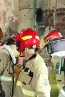 Remaja Surabaya Tewas usai Bangunkan Keluarga saat Kebakaran